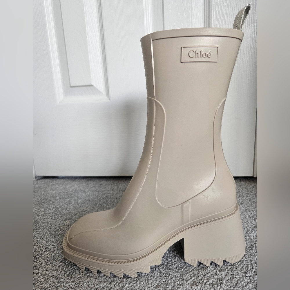 NIB Chloé Betty Rainboot